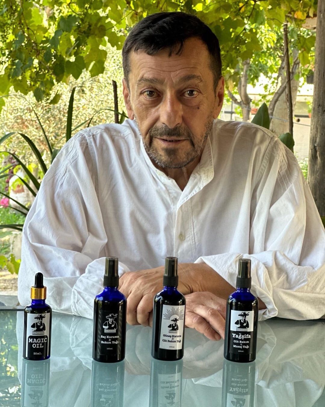 Sözde organik tarımcı ‘Bostan Baba’ya baskın! Ünlülerin uğrak yeri uyuşturucu merkezi çıktı Sözde organik tarımcı ‘Bostan Baba’ya baskın! Ünlülerin uğrak yeri uyuşturucu merkezi çıktı - 3. Resim