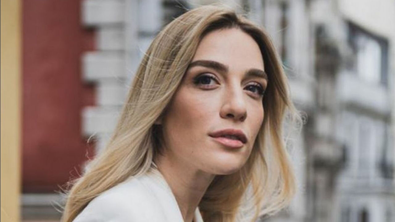 Ünlü sunucu Cansu Canan Özgen Maden Mühendisliği bölümü mezunu - 2. Resim