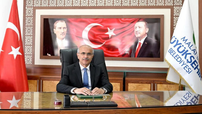 Depremin olduğu Malatya'da otobüs ve tesisler ücretsiz hizmet veriyor Depremin olduğu Malatya'da otobüs ve tesisler ücretsiz hizmet veriyor - 1. Resim