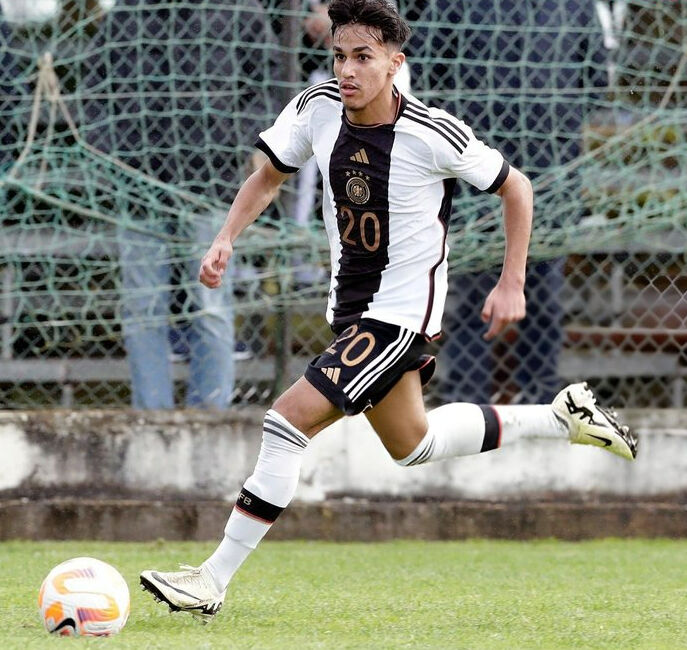 Galatasaray, Fenerbahçe ve Beşiktaş Can Armando Güner'in peşinde! 16'lık yıldız için harekete geçtiler Galatasaray, Fenerbahçe ve Beşiktaş Can Armando Güner'in peşinde! 16'lık yıldız için harekete geçtiler - 3. Resim