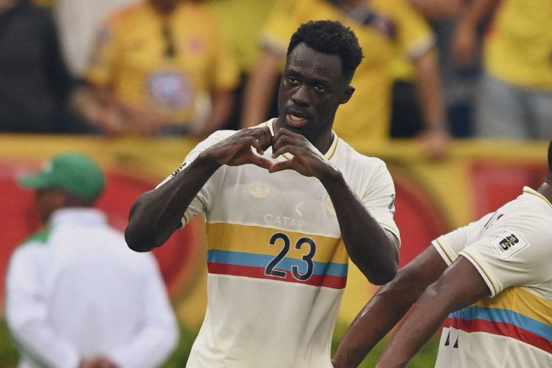 Galatasaraylı Davinson Sanchez Kolombiya-Şili maçında sahneye çıktı! Attığı gole kendisi de inanamadı - 2. Resim