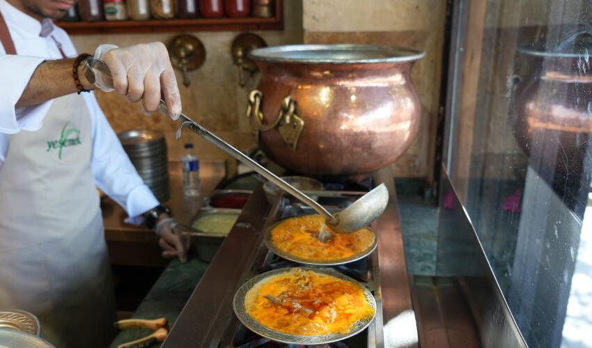 Gazianteplilerin doğal antibiyotiği! 12 saat boyunca kaynatılıyor, yiyen gribe yakalanmıyor Gazianteplilerin doğal antibiyotiği! 12 saat boyunca kaynatılıyor, yiyen gribe yakalanmıyor - 4. Resim