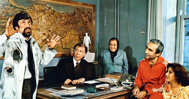 Hababam Sınıfı ne zaman çekildi? Hababam Sınıfı ilk filmi merak konusu oldu! Hababam Sınıfı ilk filmi 49 sene önce çekildi - 2. Resim