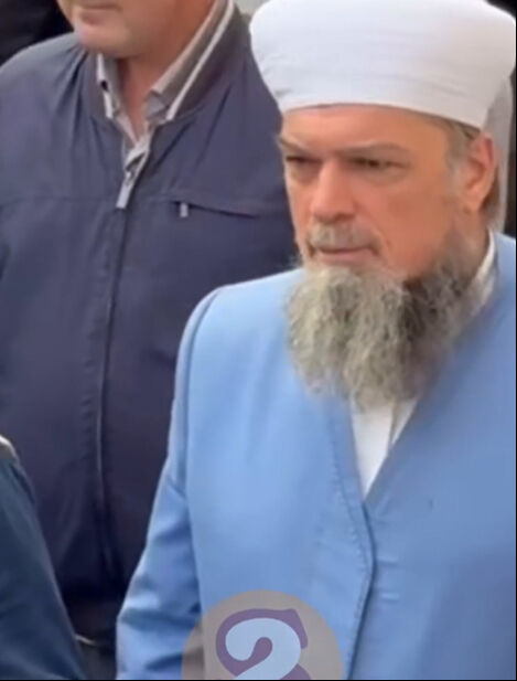 Hasan Yalnızoğlu'nun cenazesinde kızını gören ağladı! Kenan İmirzalıoğlu'nun duygu dolu anları... - 5. Resim