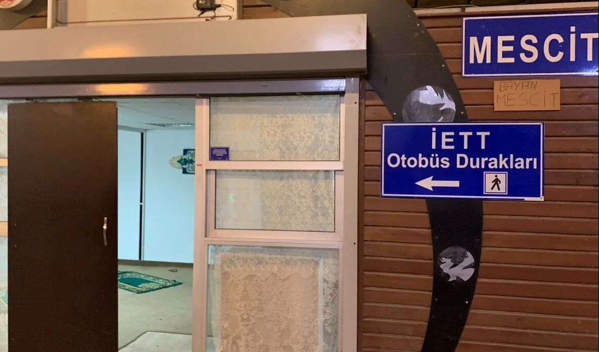 İstanbul Büyükşehir Belediyesi mescitleri tek tek kaldırıyor! Yenikapı, Cevizlibağ ve Mecidiyeköy derken şimdi de Uzunçayır... - 1. Resim