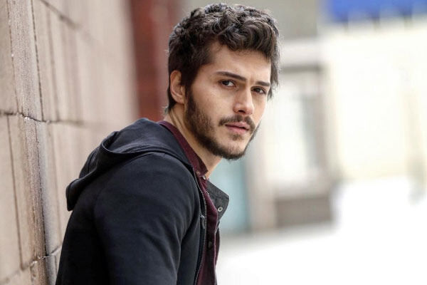 Leyla dizisinin Civan'ı Alperen Duymaz Ankara'da doğdu Leyla dizisinin Civan'ı Alperen Duymaz Ankara'da doğdu - 2. Resim