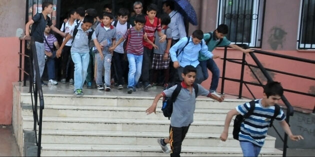 Malatya depremi nedeniyle 3 ilde okullar tatil edildi! Yarın okullar tatil mi? - 2. Resim