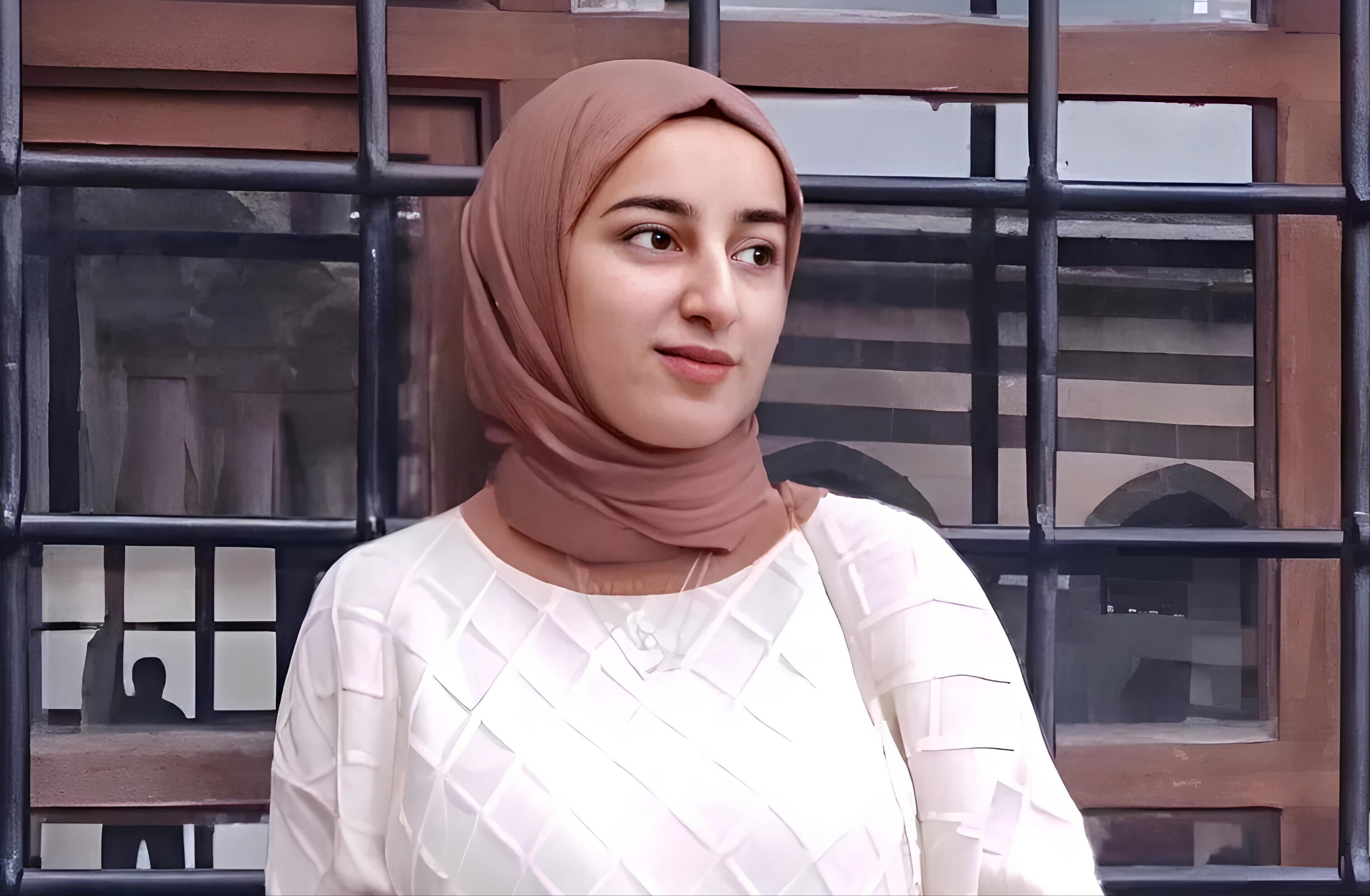 Rojin Kabaiş'in ölüm sebebi ne? Ağabeyinin canlı yayındaki sözleri dikkat çekti - 1. Resim