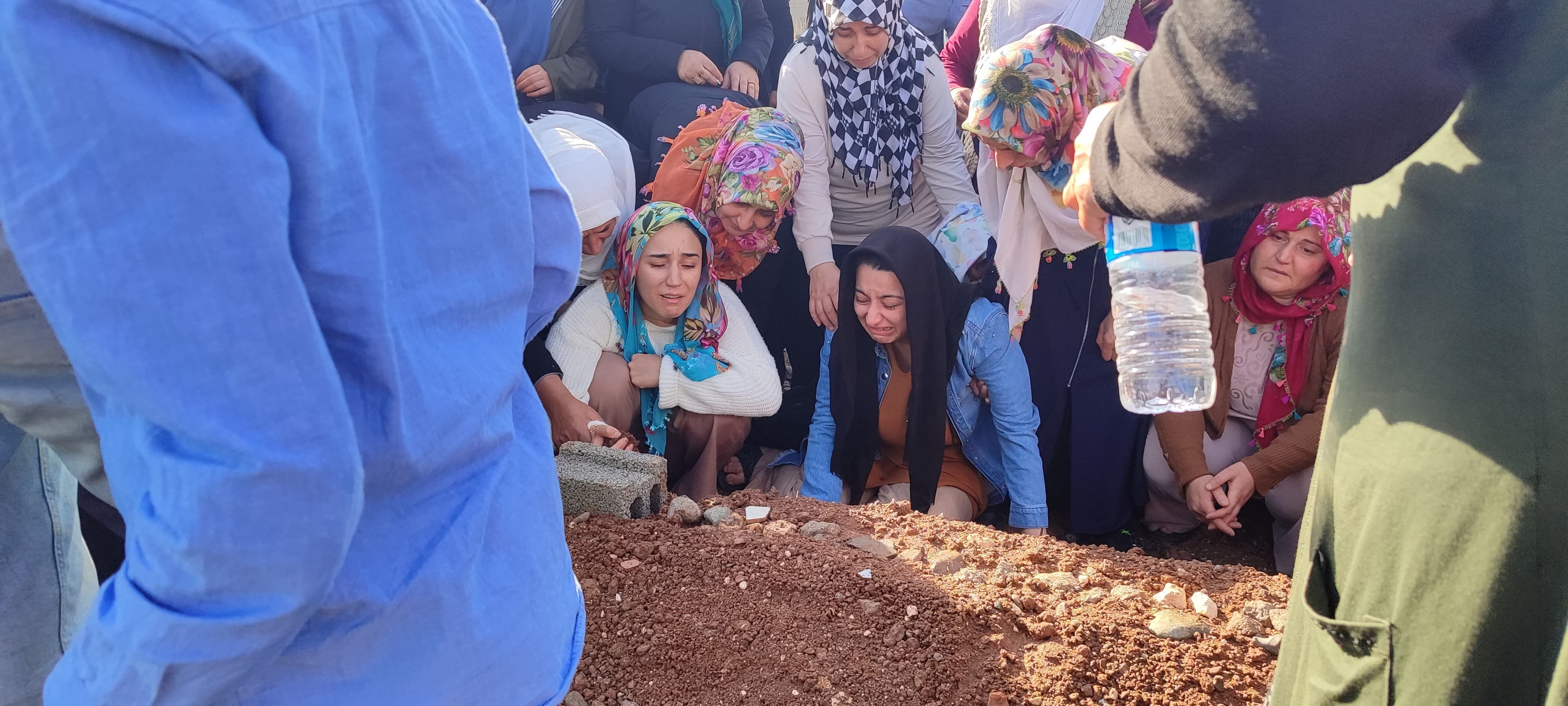 Rojin Kabaiş'in ön otopsi raporu çıktı! Dikkat çeken darp ve silah detayı - 7. Resim