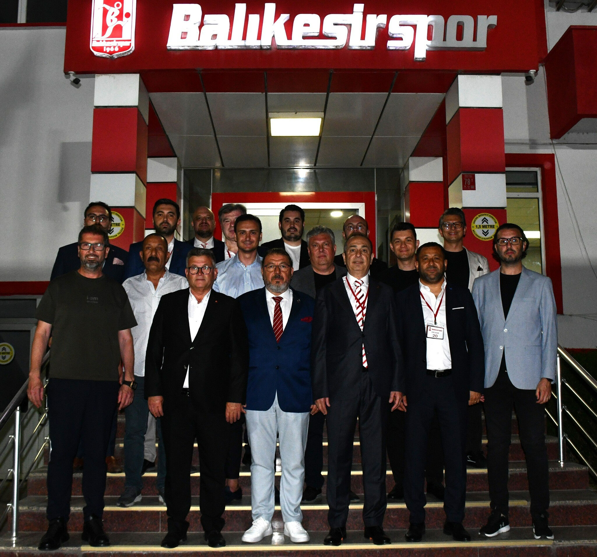 Yiğit Epözdemir, Levent Eriş'i yumrukladı mı? Balıkesirspor'dan o iddialara açıklama - 1. Resim