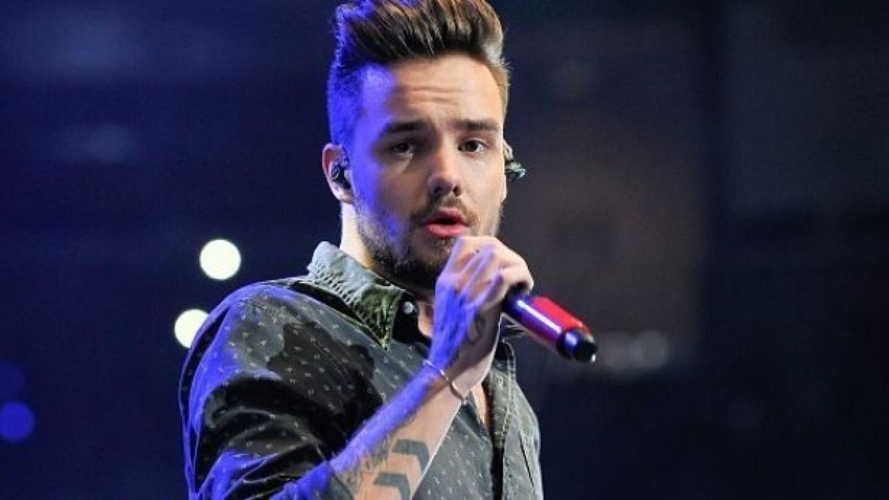 Balkondan düşerek hayatını kaybeden Liam Payne One Direction eski üyesidir  Balkondan düşerek hayatını kaybeden Liam Payne One Direction eski üyesidir  - 1. Resim