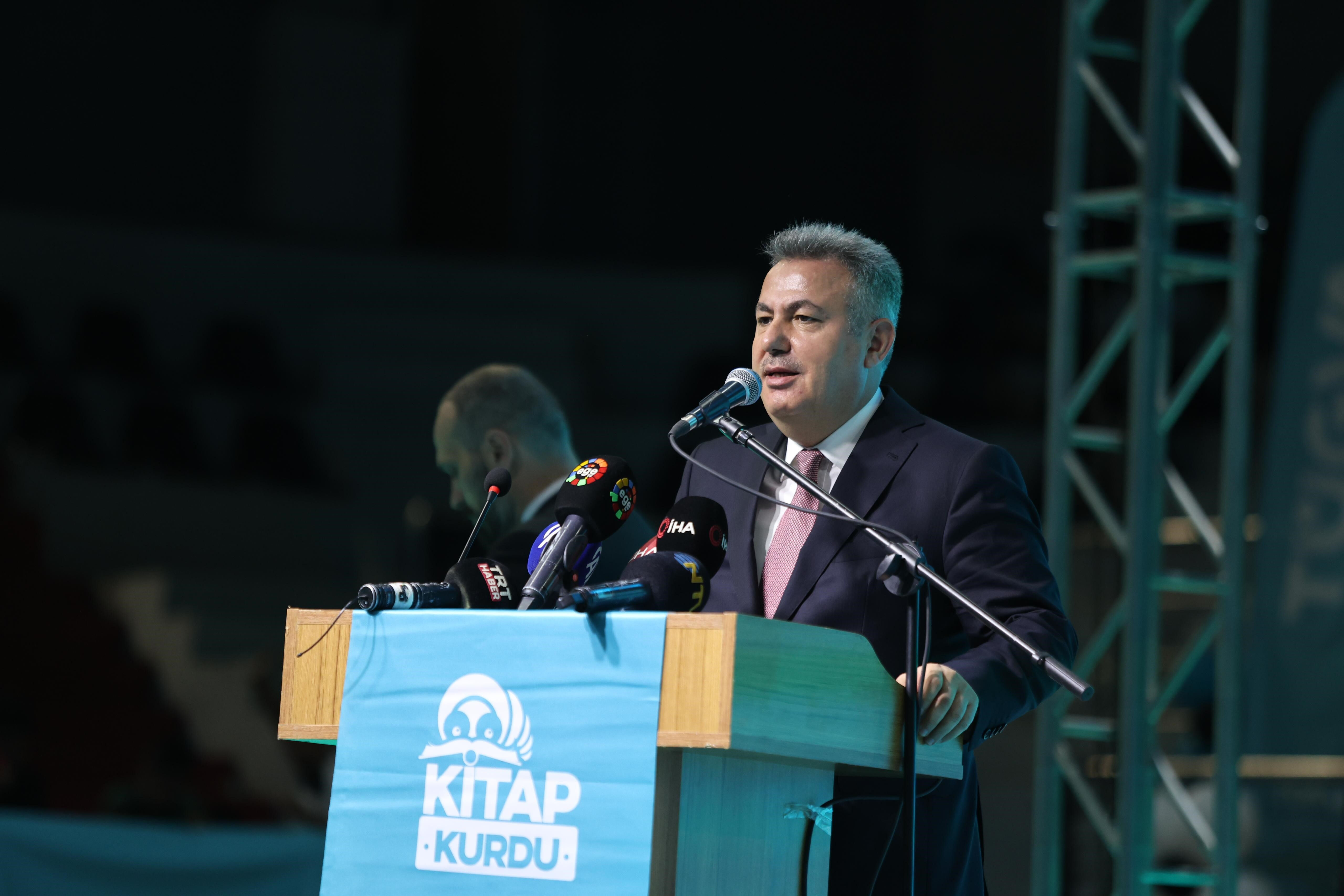 Bilal Erdoğan'dan yarışma çağrısı! Kitap Kurdu ile 300 bin öğrenci hedefleniyor - 3. Resim