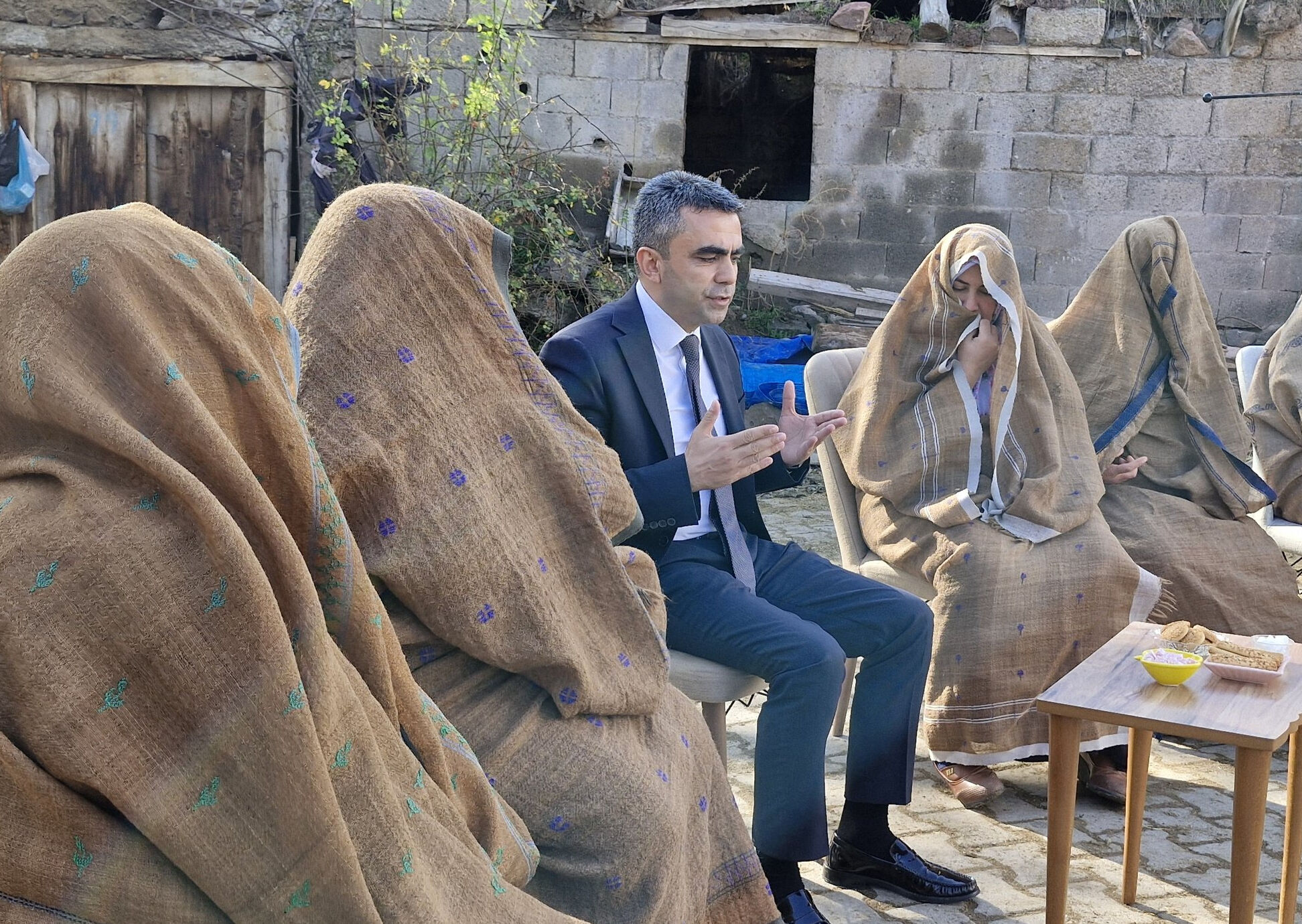 Erzurum Valiliği'nin paylaşımı olay oldu! Gerçek kısa sürede ortaya çıktı - 2. Resim