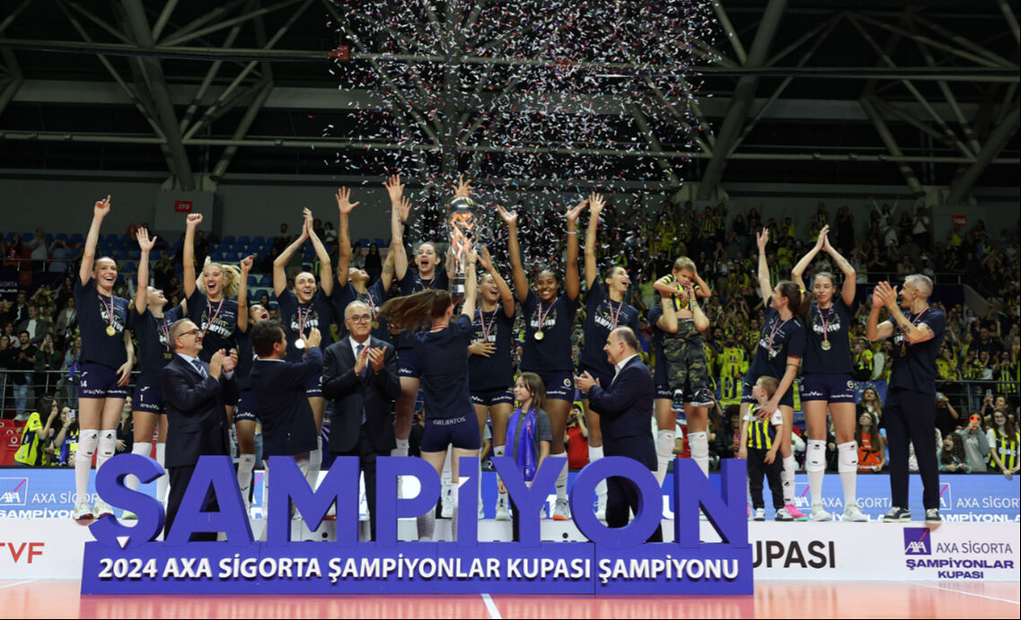 Fenerbahçe şampiyon oldu Eda Erdem'in hareketi olay oldu! 18'lik Liza Safranova şaşırdı kaldı Fenerbahçe şampiyon oldu Eda Erdem'in hareketi olay oldu! 18'lik Liza Safranova şaşırdı kaldı - 2. Resim