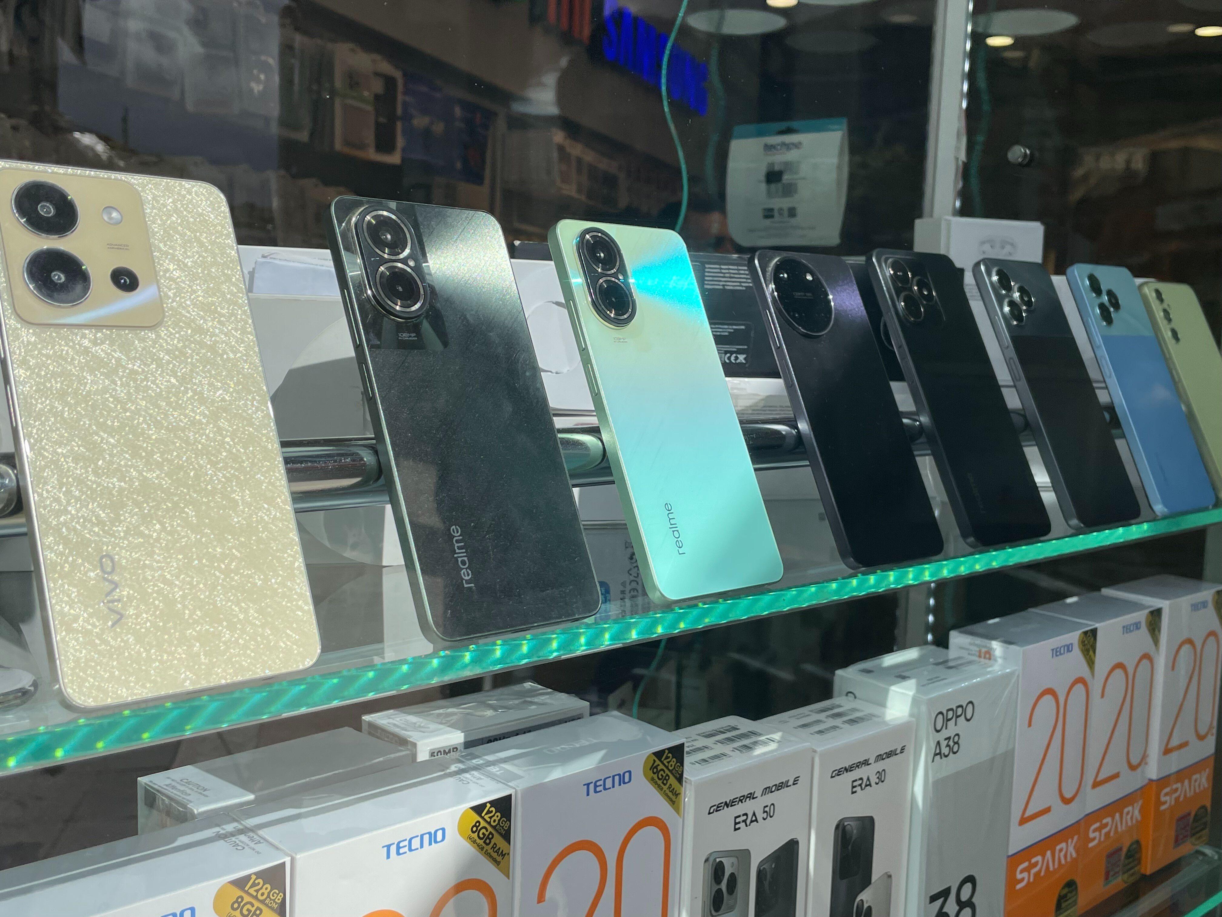 IMEI 2025 Yurt dışı telefon kayıt ücreti belli olmuş olabilir! İşte o rakam - 2. Resim