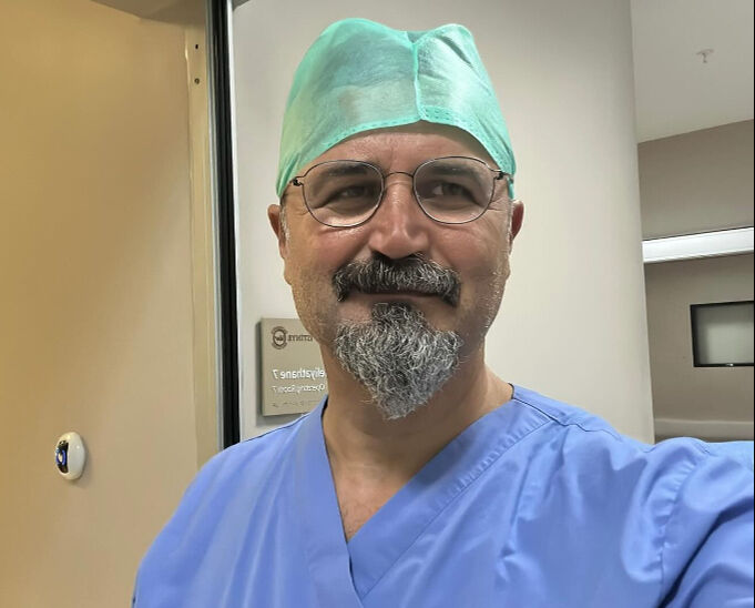 Önce hasta olmadığını ispatladı sonra böbreğini verdi! Mert, babasının böbreği ile hayata tutundu - 3. Resim