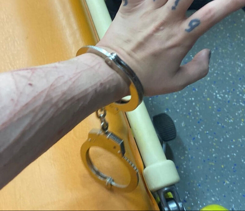 Umut Akyürek’in “Yasaklı madde kullanıyor” dediği kızı Melek Bal gözaltına alındı - 4. Resim