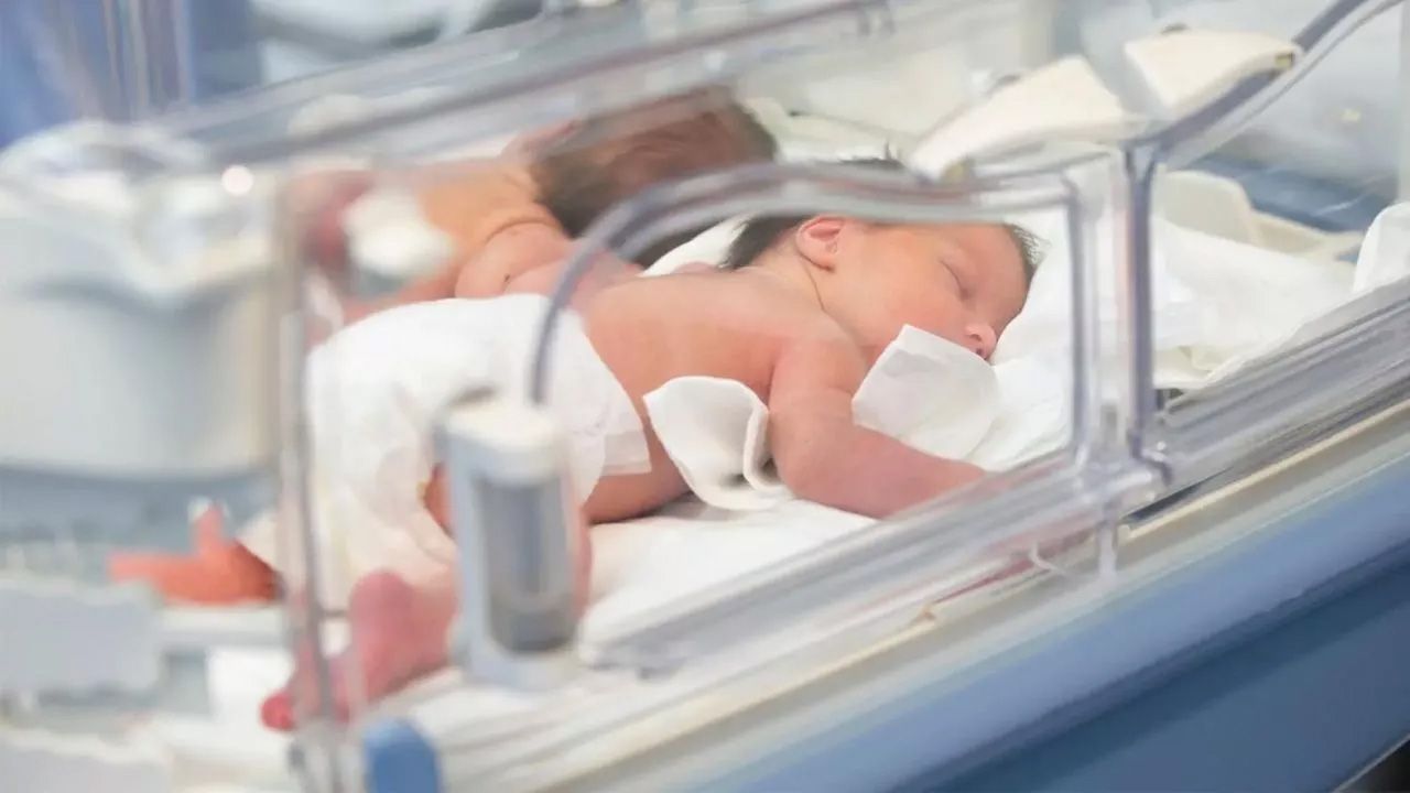 İşte Yenidoğan skandalında adı geçenler! Doktor ve hemşirelerin isimleri bir bir ifşa oldu 'Bebek Çetesi'nin korkunç konuşmaları ifşa oldu! '150 bin lirayı kap, akşam  alem yaparız...'