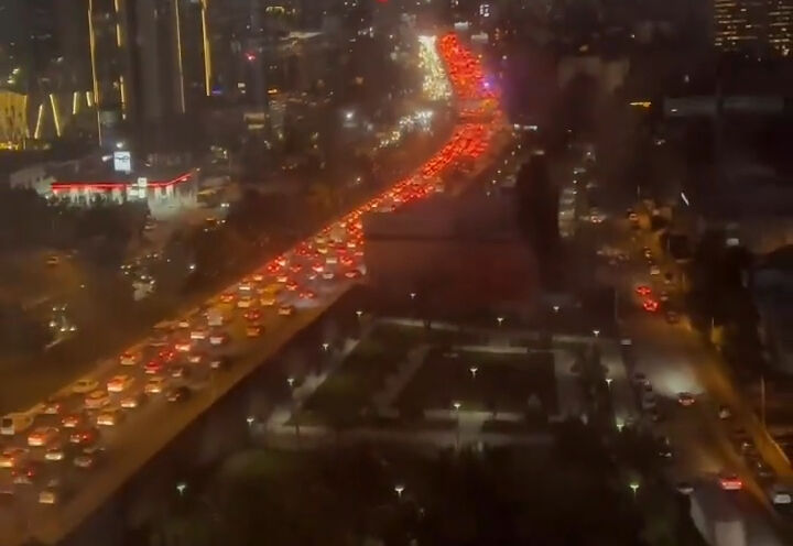 Ankara'da her gün artan trafik Mansur Yavaş'ı hedef yaptı! Sosyal medyada tepki çığ gibi büyüdü - 1. Resim