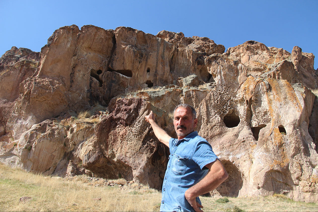 Herkesin fikri var, kimsenin bilgisi yok... Sivas'taki gizemli mağara köye adını verdi Herkesin fikri var, kimsenin bilgisi yok... Sivas'taki gizemli mağara köye adını verdi - 1. Resim