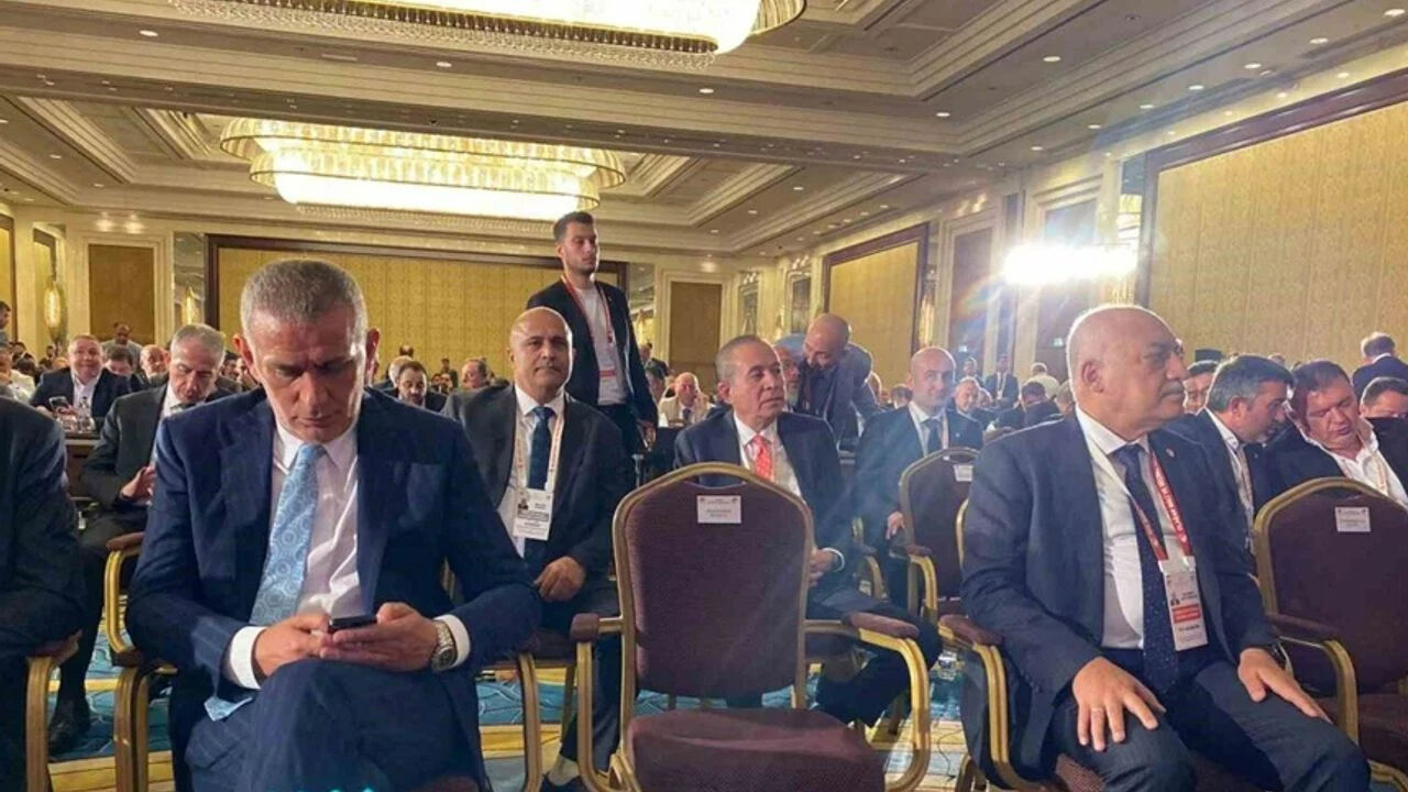 Mehmet Büyükekşi'den İbrahim Hacıosmanoğlu'nun usulsüzlük iddialarına cevap Mehmet Büyükekşi'den İbrahim Hacıosmanoğlu'nun usulsüzlük iddialarına cevap - 1. Resim