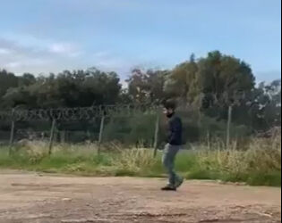 Mersin'de ticaret yapan bir kişiyi pusu kurup öldürürken videoya kaydettiler - 1. Resim