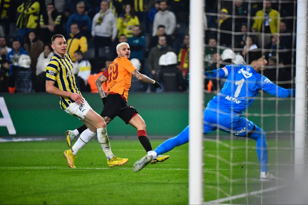 Okan Buruk'tan çarpıcı Galatasaray itiraf!  Okan Buruk'tan çarpıcı Galatasaray itiraf!