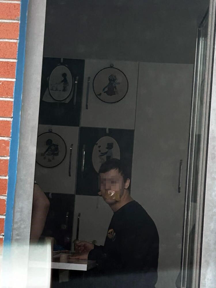 Özel eğitim kurumunun penceresinden çekilen fotoğrafın aslı ortaya çıktı, işkence yapılmamış - 1. Resim