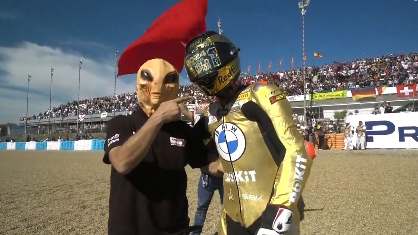 Toprak Razgatlıoğlu Superbike'ta dünya şampiyonu oldu! - 1. Resim