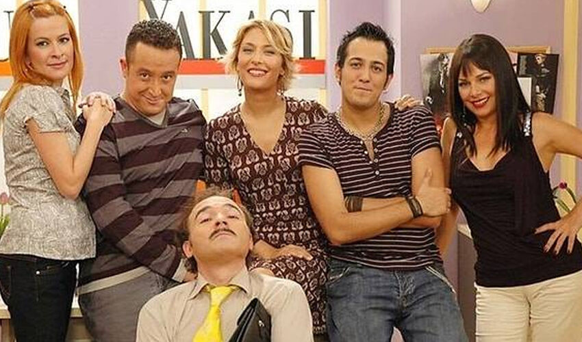 Vural Çelik’e veda! Annesi tabutun başındaki feryatlarıyla yürek dağladı - 3. Resim