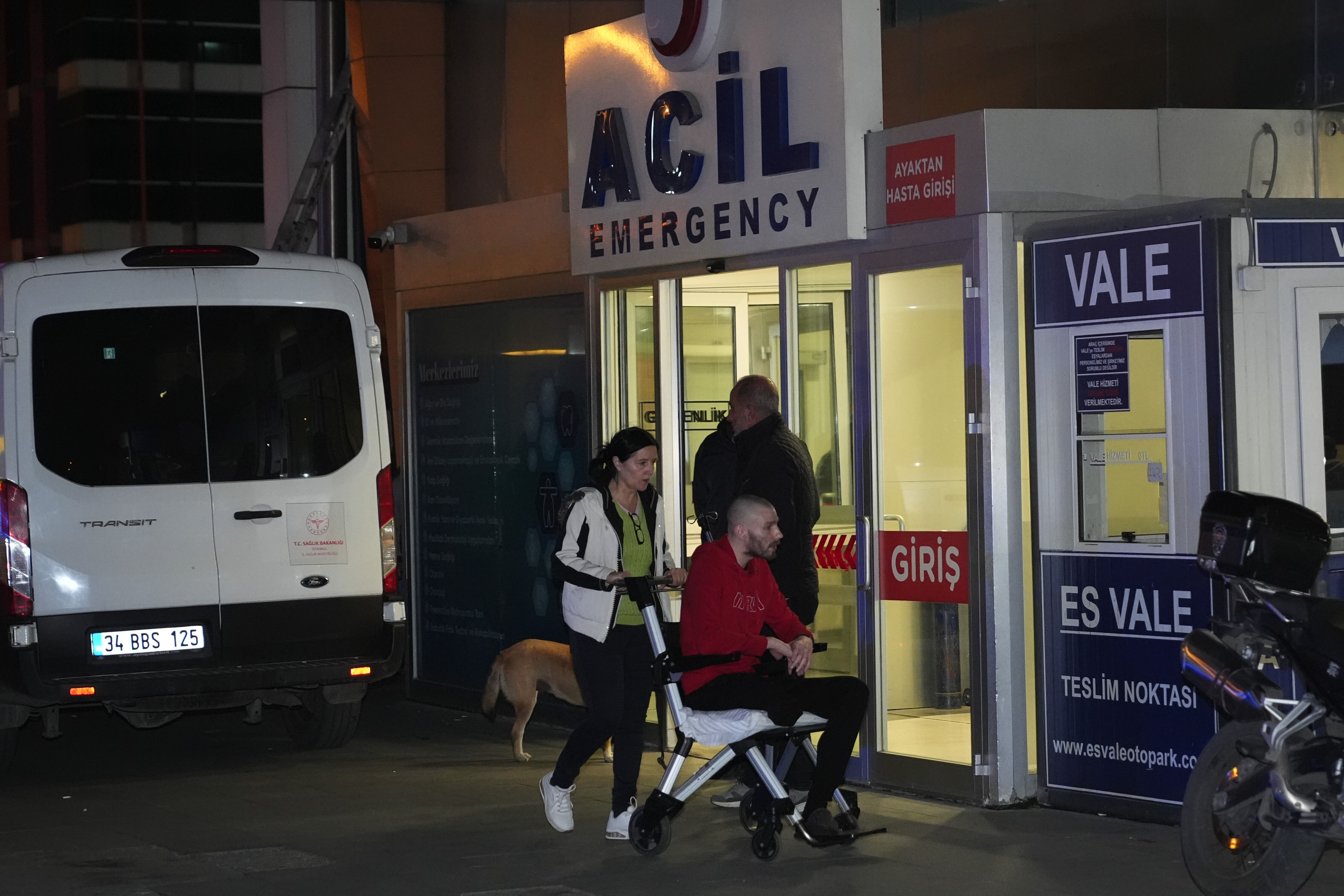 "Yenidoğan çetesi" yuvalanmıştı! Ruhsatı iptal edilen hastanelerin kapısına tek tek mühür vuruluyor "Yenidoğan çetesi" yuvalanmıştı! Ruhsatı iptal edilen hastanelerin kapısına tek tek mühür vuruluyor - 1. Resim