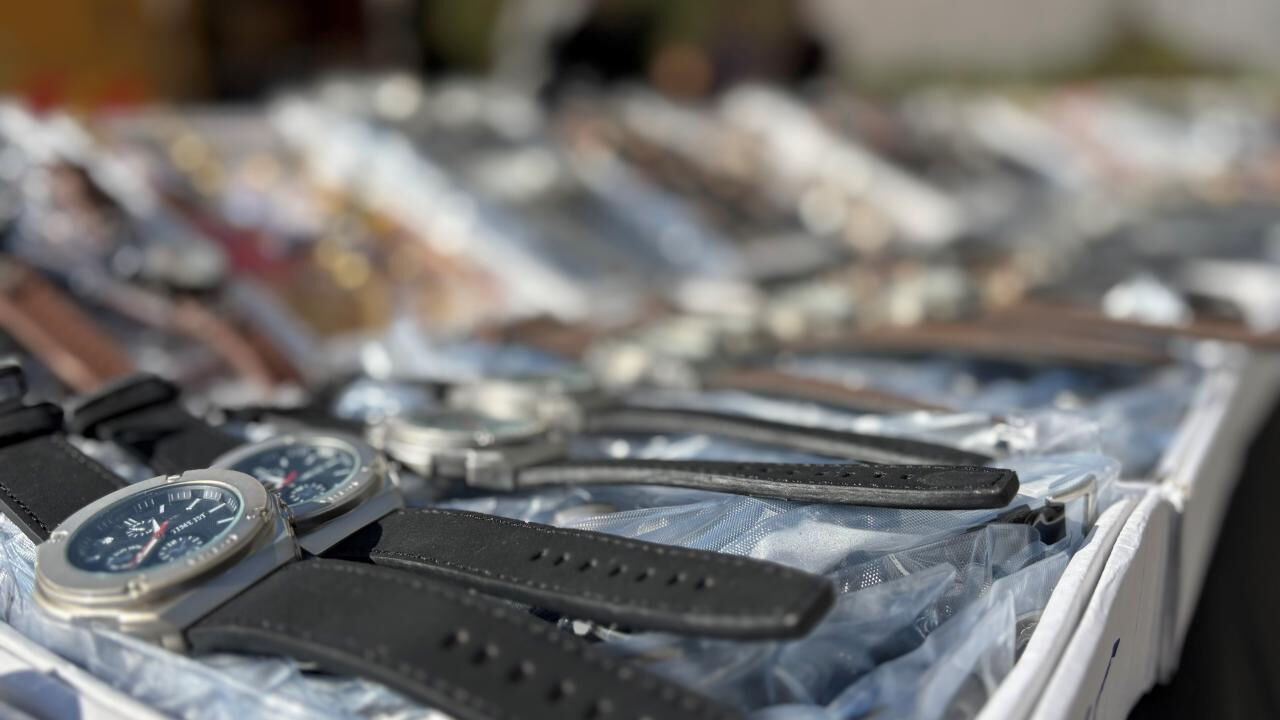 4 milyar liralık saat ticareti ortaya çıktı! Rolex, Omega, Patek Philippe... 4 milyar liralık saat ticareti ortaya çıktı! Rolex, Omega, Patek Philippe... - 2. Resim