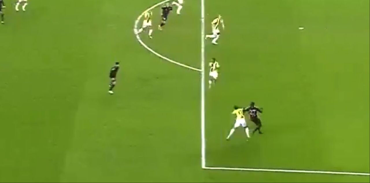 Fenerbahçe'de Samsunspor depremi! Kongre üyeleri takımı ligden çekmesi için Ali Koç'a yetki verdi Fenerbahçe'de Samsun depremi! Kongre üyeleri takımı ligden çekmesi için Ali Koç'a yetki verdi - 2. Resim