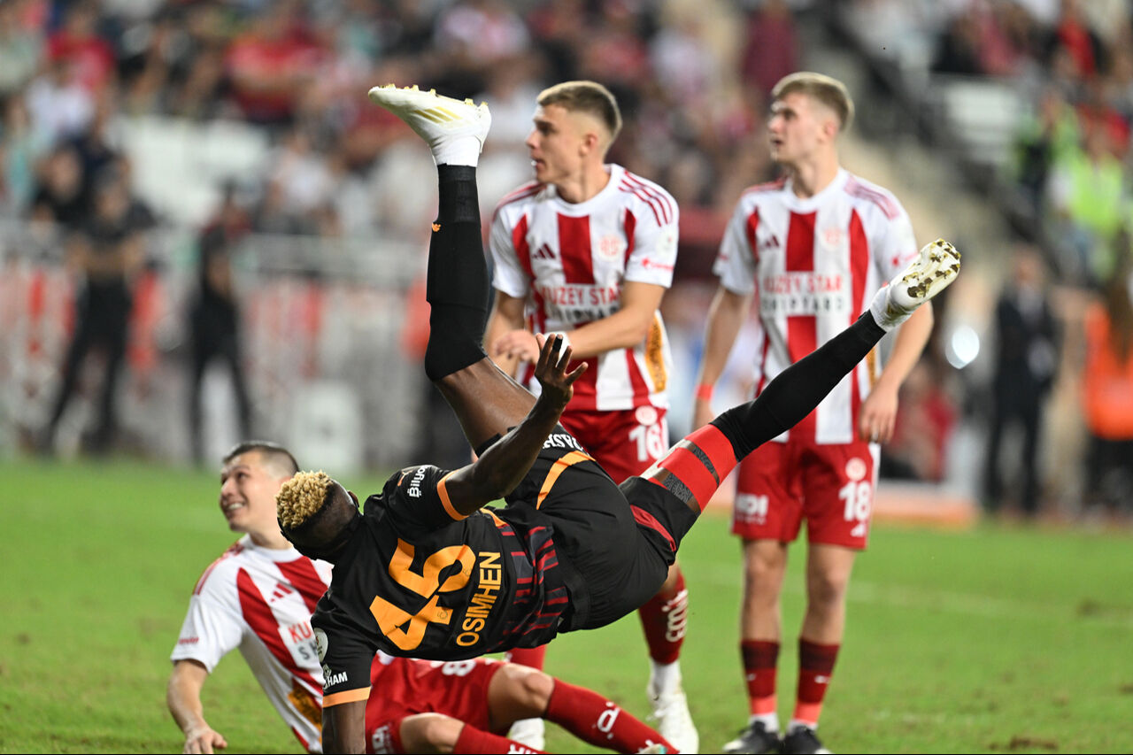 Galatasaray'ın Antalya galibiyeti sonrası Fenerbahçe'ye olay gönderme - 6. Resim