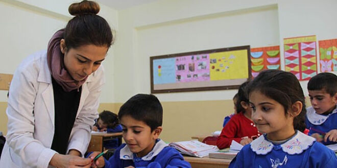 Öğretmenlik Meslek Kanunu Resmi Gazete'de yayımlanarak yürülüğe girdi: Öğretmenlik Meslek Kanunu maddeleri neler? Öğretmenlik Meslek Kanunu Resmi Gazete'de yayımlanarak yürülüğe girdi: Öğretmenlik Meslek Kanunu maddeleri neler? - 2. Resim