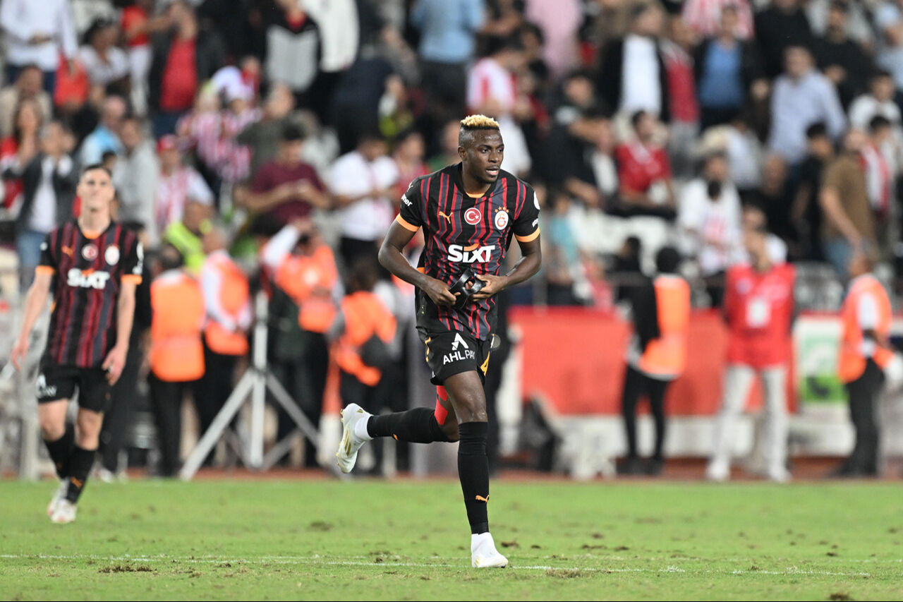 Osimhen nefis röveşata golünü anlattı! "Balistik füze gibiydi" - 5. Resim