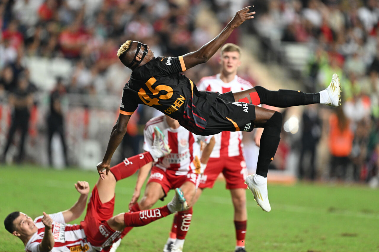 Osimhen'in röveşata golü tarihe geçti! Bunu başaran 2 yıldızdan biri - 1. Resim