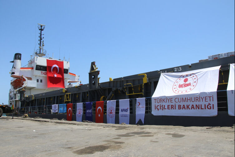 Türkiye’den Somali’ye yardım eli! 3 bin ton insani yardım ulaştırıldı - 1. Resim