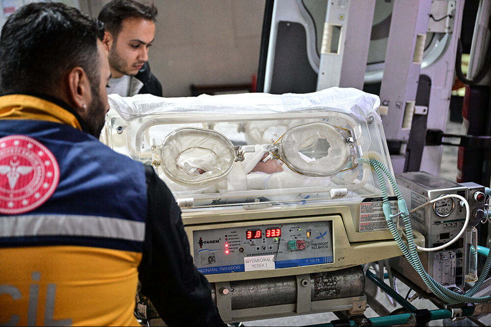 Yenidoğan soruşturmasında kahreden ifade: Bebeğimin cenazesini bisküvi kutusunda verdiler - 2. Resim