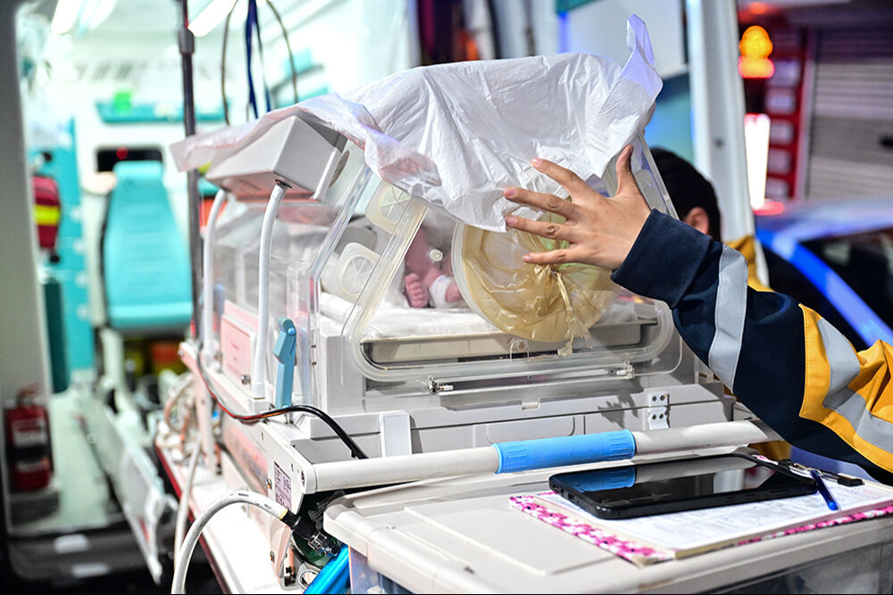 Yenidoğan soruşturmasında kahreden ifade: Bebeğimin cenazesini bisküvi kutusunda verdiler - 3. Resim