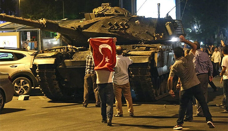 15 Temmuz gazileri FETÖ elebaşı Fetullah Gülen'in ölümü sonrası kin kustu! ‟Bizim hapishanelerde ölmesini isterdim” 15 Temmuz gazileri FETÖ elebaşının ölümü hakkında ne dedi? ‟Bizim hapishanelerde ölmesini isterdim” - 3. Resim