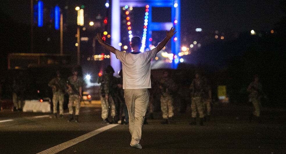 15 Temmuz gazileri FETÖ elebaşı Fetullah Gülen'in ölümü sonrası kin kustu! ‟Bizim hapishanelerde ölmesini isterdim” 15 Temmuz gazileri FETÖ elebaşının ölümü hakkında ne dedi? ‟Bizim hapishanelerde ölmesini isterdim” - 4. Resim