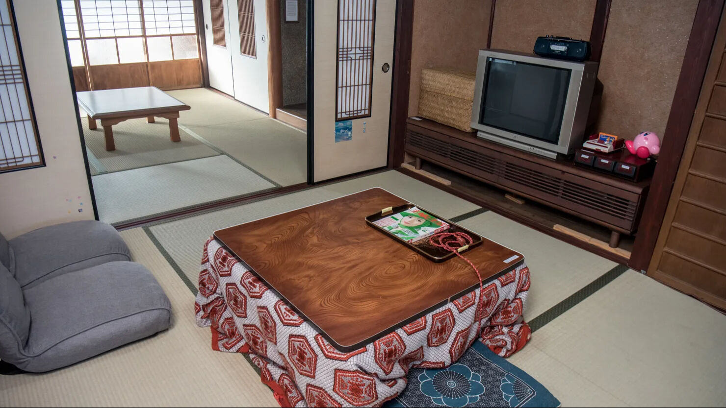 ABD'den Japonya'ya taşındılar! Terk edilmiş evi baştan aşağı yenilediler - 2. Resim