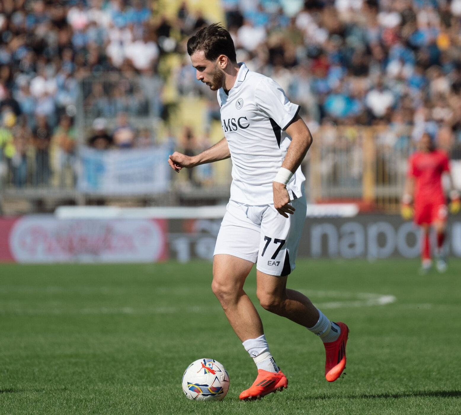 Avrupa'da liderler dolu dizgin! Liverpool, Bayern, Barcelona, Napoli... Avrupa'da liderler dolu dizgin! Liverpool, Bayern, Barcelona, Napoli... - 2. Resim