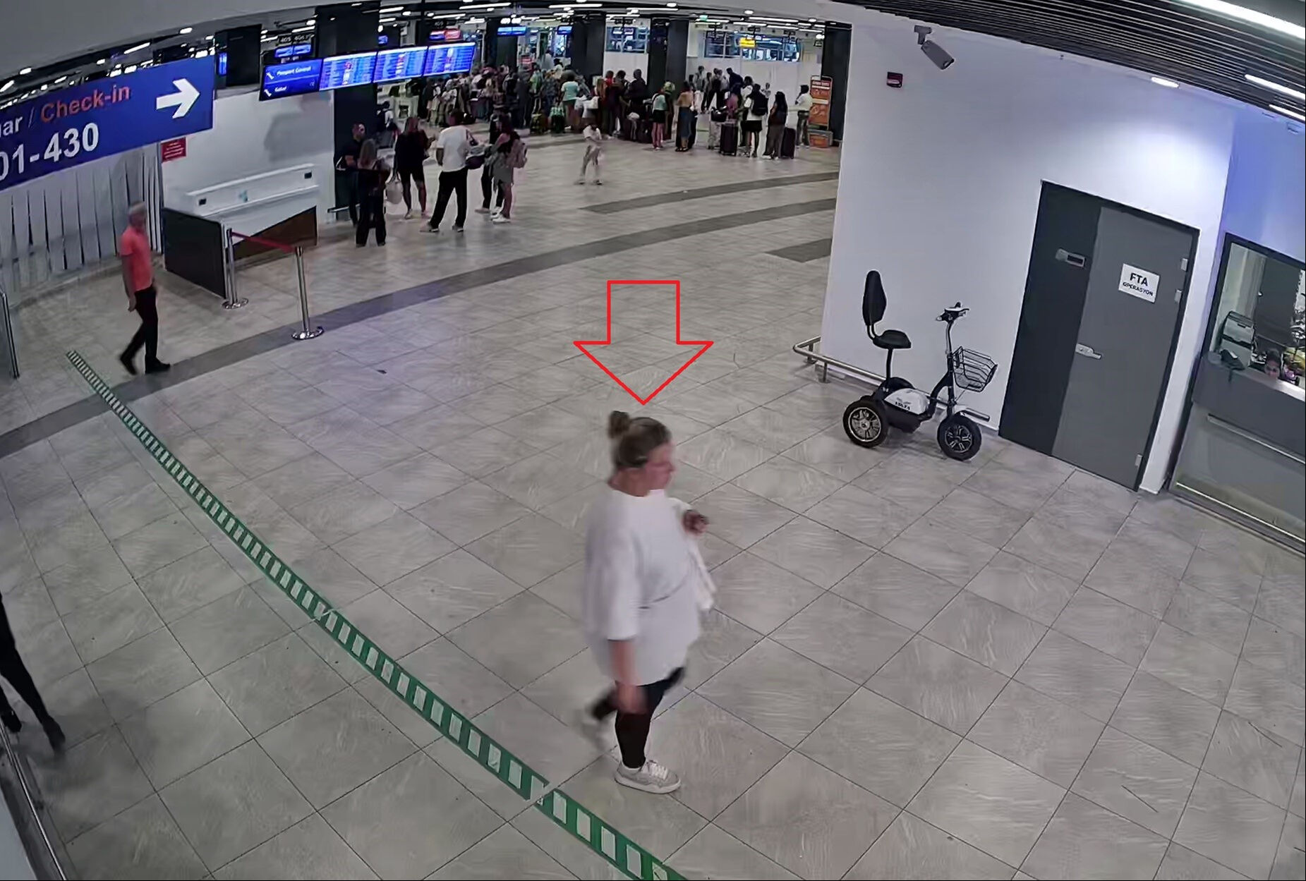 Havalimanında doğurduğu bebeğini tuvalette terk etmişti! Olay çok farklı çıktı Havalimanında doğurduğu bebeğini tuvalette terk etmişti! Olay çok farklı çıktı - 3. Resim