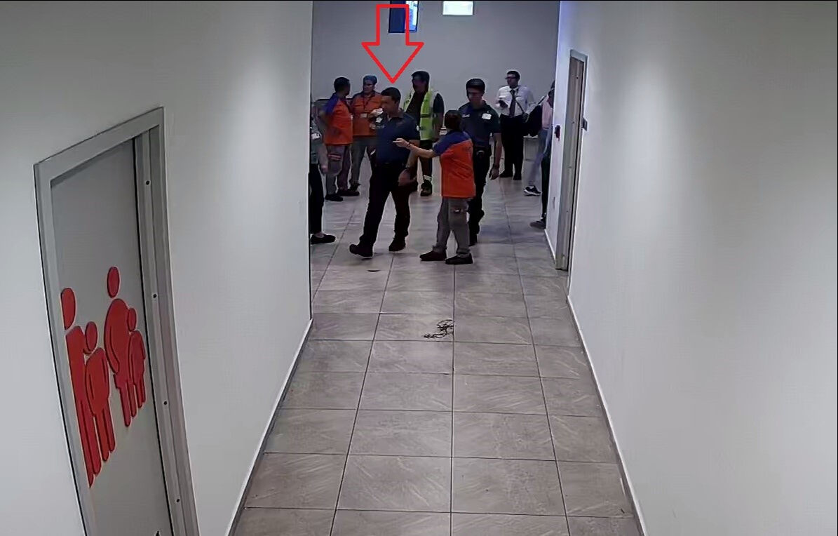 Havalimanında doğurduğu bebeğini tuvalette terk etmişti! Olay çok farklı çıktı Havalimanında doğurduğu bebeğini tuvalette terk etmişti! Olay çok farklı çıktı - 5. Resim