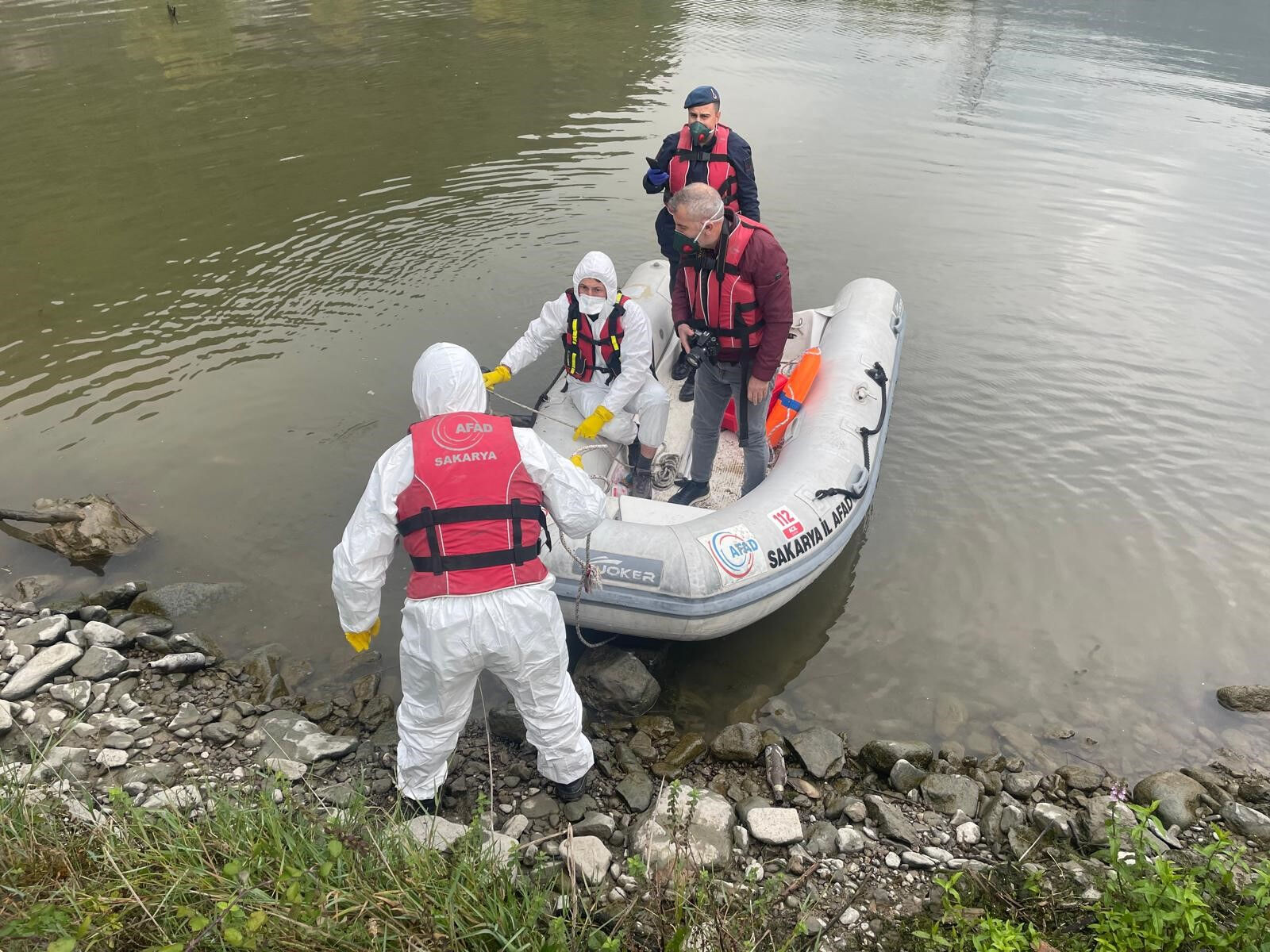 Sakarya Nehri'nde ceset bulundu! Kimliği belirlendi - 1. Resim