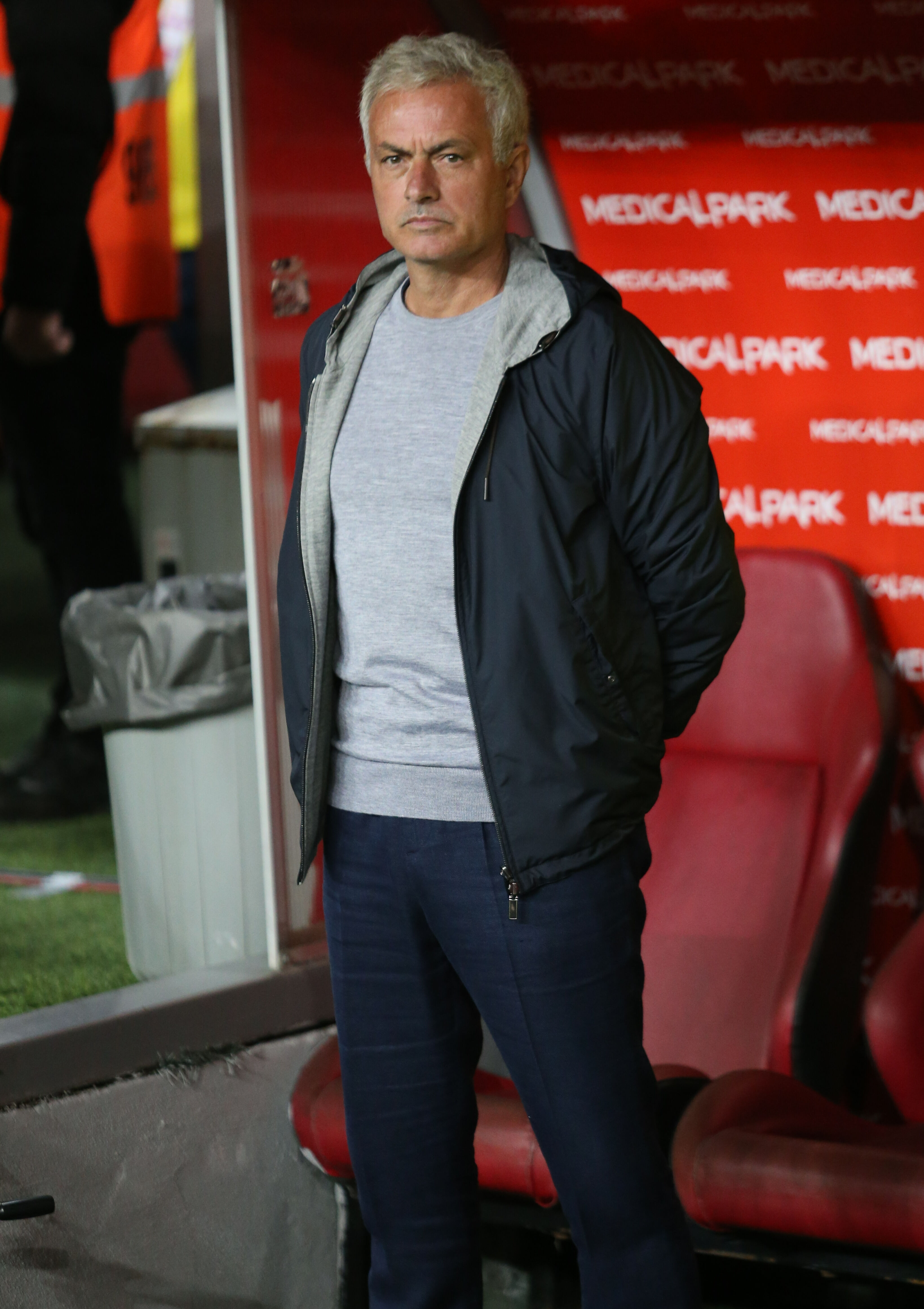 Samsunspor-Fenerbahçe maçı sonrası çarpıcı Mourinho sözleri! "İhanet gecesi..." Samsunspor-Fenerbahçe maçı sonrası çarpıcı Mourinho sözleri! "İhanet gecesi..." - 6. Resim