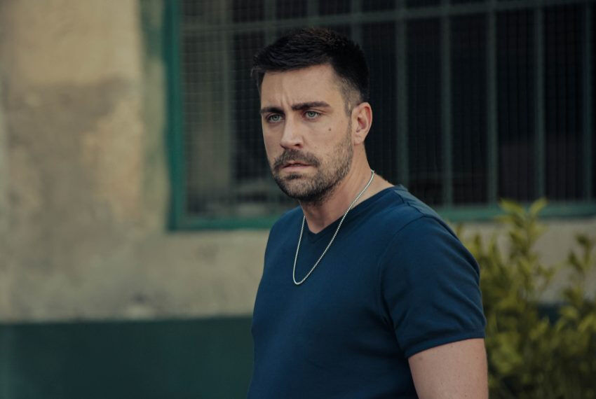 Kalpazan dizisinin Kartal’ı Çağlar Ertuğrul kimdir, evli mi, kaç yaşında?  - 5. Resim