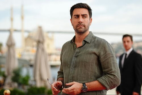 Kalpazan dizisinin Kartal’ı Çağlar Ertuğrul kimdir, evli mi, kaç yaşında?  - 3. Resim